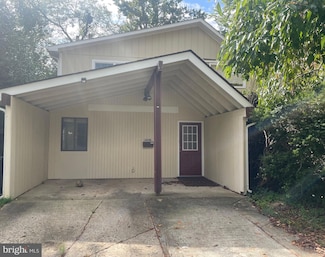 6356 12th St N, Arlington, VA 22205