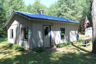 W3956 Bighorn Dr, Redgranite, WI 54970