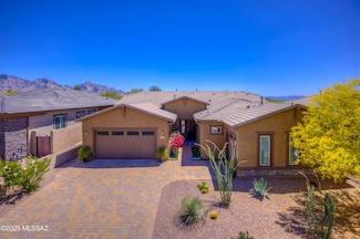 757 W Aviator Crossing Dr, Oro Valley, AZ 85755
