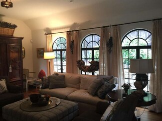 24515 S San Luis Ave, Carmel, CA 93923