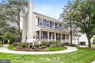 36 Groom St, Burlington, NJ 08016