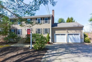 15 Rachael Cir, Franklin, MA 02038