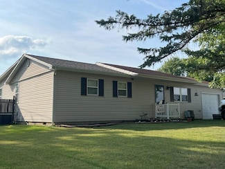 234 Beechwood St, Frankfort, OH 45628