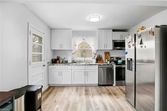 205 Gumwood Dr, Hampton, VA 23666