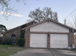 4802 Yellowstone Dr, Pasadena, TX 77505