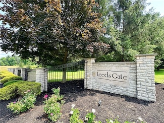 608 & 590 Leeds Gate Ln, Wadsworth, OH 44281
