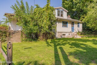 1 Tucker Ave, Troy, NY 12180