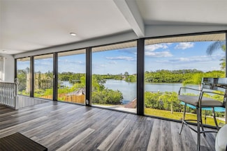 3098 Phoenix Ave, Oldsmar, FL 34677