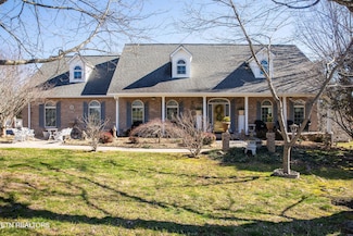 352 Rutherford Dr, New Tazewell, TN 37825