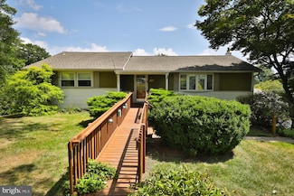 3441 Buck Rd, Huntingdon Valley, PA 19006