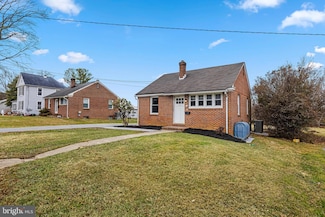 13 Wolf Ave, Reisterstown, MD 21136