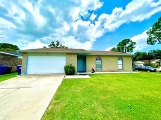17611 Autumn Trails Ln, Houston, TX 77084