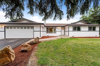 5614 Mason Ln, Klamath Falls, OR 97601