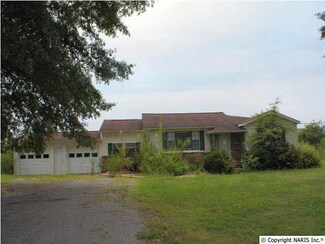860 Ridgeway Rd, Altoona, AL 35952