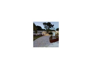 1201 NE 175th St, Miami, FL 33162