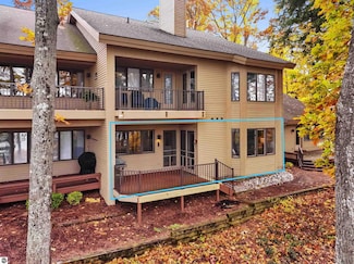 7745 Clearwater Dr, Williamsburg, MI 49690