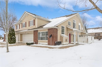 5418 Longview Ct Unit 1, Johnston, IA 50131