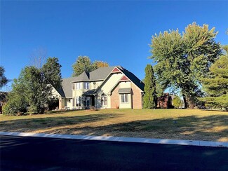 12208 Sunrise Dr, Indianapolis, IN 46229