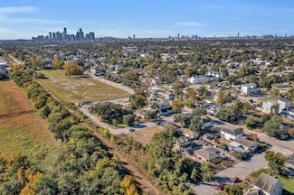 1713 Tarley St, Houston, TX 77009