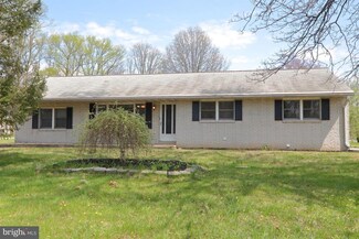 4 Earl Dr, New Providence, PA 17560