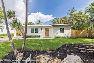 229 Monterey Rd, Palm Beach, FL 33480