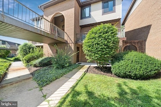 4922 W Brigantine Ct, Wilmington, DE 19808