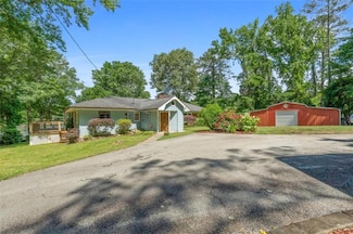 312 Flat Shoals Church Rd, Stockbridge, GA 30281