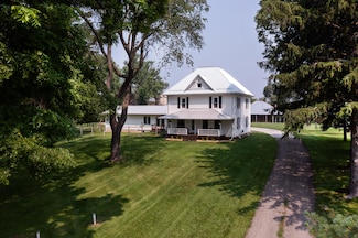 W19170 Silver Creek Rd, Galesville, WI 54630