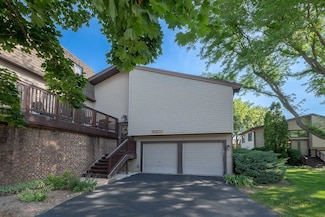 29W400 Thornwood Ln Unit 1, Warrenville, IL 60555