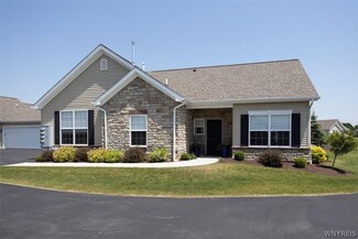 5692 Ferncrest Ct Unit D, Clarence Center, NY 14032