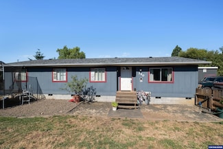 240 N 19th St, Philomath, OR 97370