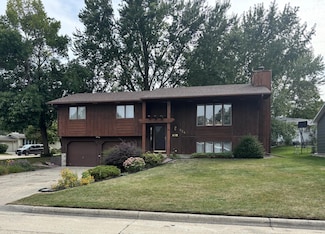 954 Liberty Ln, Fairmont, MN 56031