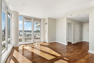 2 Northside Piers Unit 17F, Brooklyn, NY 11211