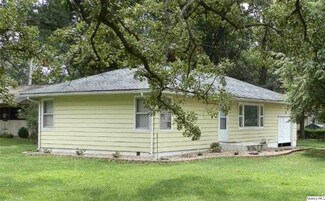 530 Hickory Grove W, Quincy, IL 62305