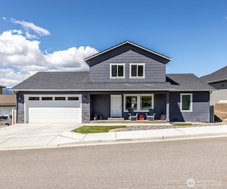 2436 Berkley Loop, East Wenatchee, WA 98802