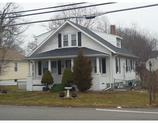 1624 County St, Somerset, MA 02726