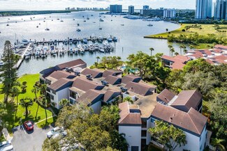 1618 Twelve Oaks Way Unit 205, North Palm Beach, FL 33408