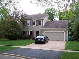 41 Manchester Ct, Fox River Grove, IL 60021