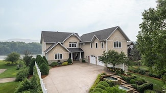 830 Prairie Island Rd N, Winona, MN 55987
