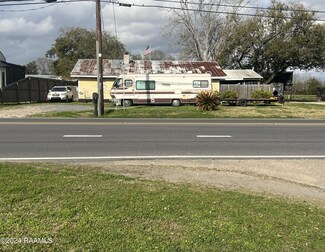 121 E Broussard Rd, Lafayette, LA 70503