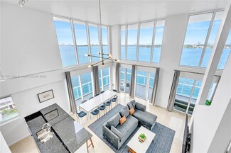7939 East Dr Unit 13, North Bay Village, FL 33141