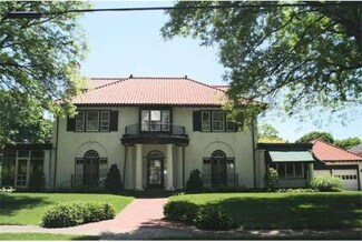 2 Lakeview Rd, Winchester, MA 01890