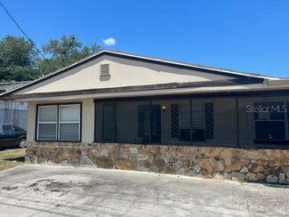 1204 W Alsobrook St, Plant City, FL 33563
