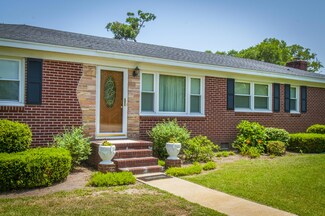 1009 N Shem Dr, Mount Pleasant, SC 29464