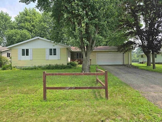 1320 28th St N, Wisconsin Rapids, WI 54494
