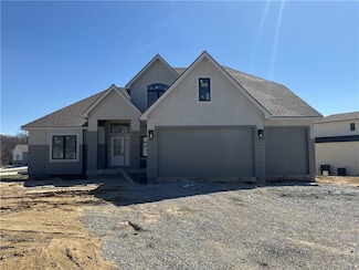 13494 Terrace Park Dr, Parkville, MO 64152