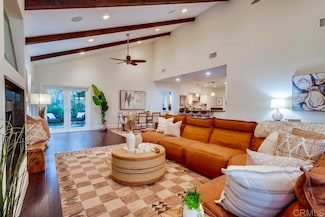 1530 Stewart St, Oceanside, CA 92054