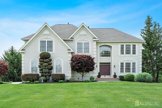 62 Pleasant Valley Rd, Morganville, NJ 07751