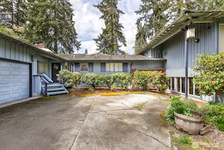 2233 77th Ave NE, Medina, WA 98039