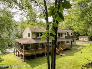 214 Wright Rd, Kerhonkson, NY 12446